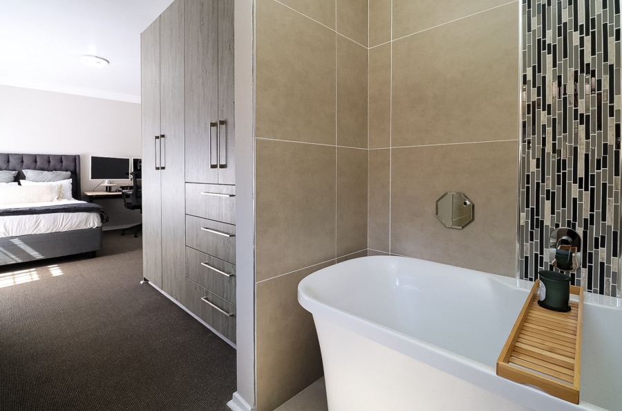 2 Bedroom Property for Sale in Flamwood North West